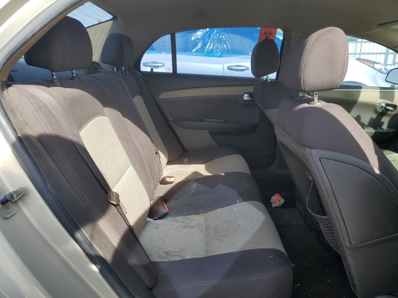 2009 Chevrolet Malibu - Image 10