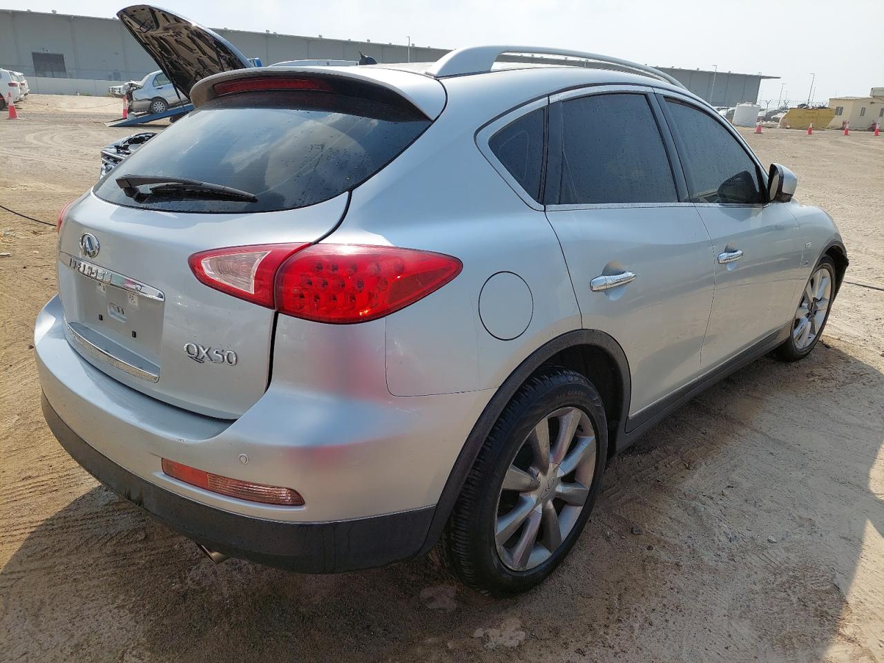 JNRBJ0HR9FM260262 - 2015 Infi QX50 - #42879555