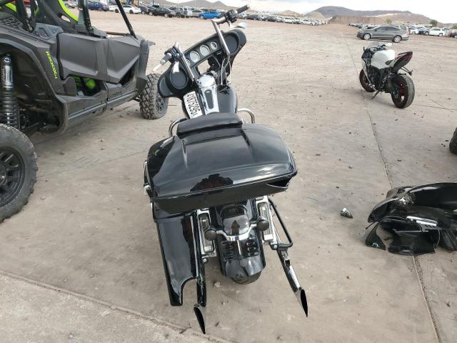  HARLEY-DAVIDSON FL 2021 Чорний