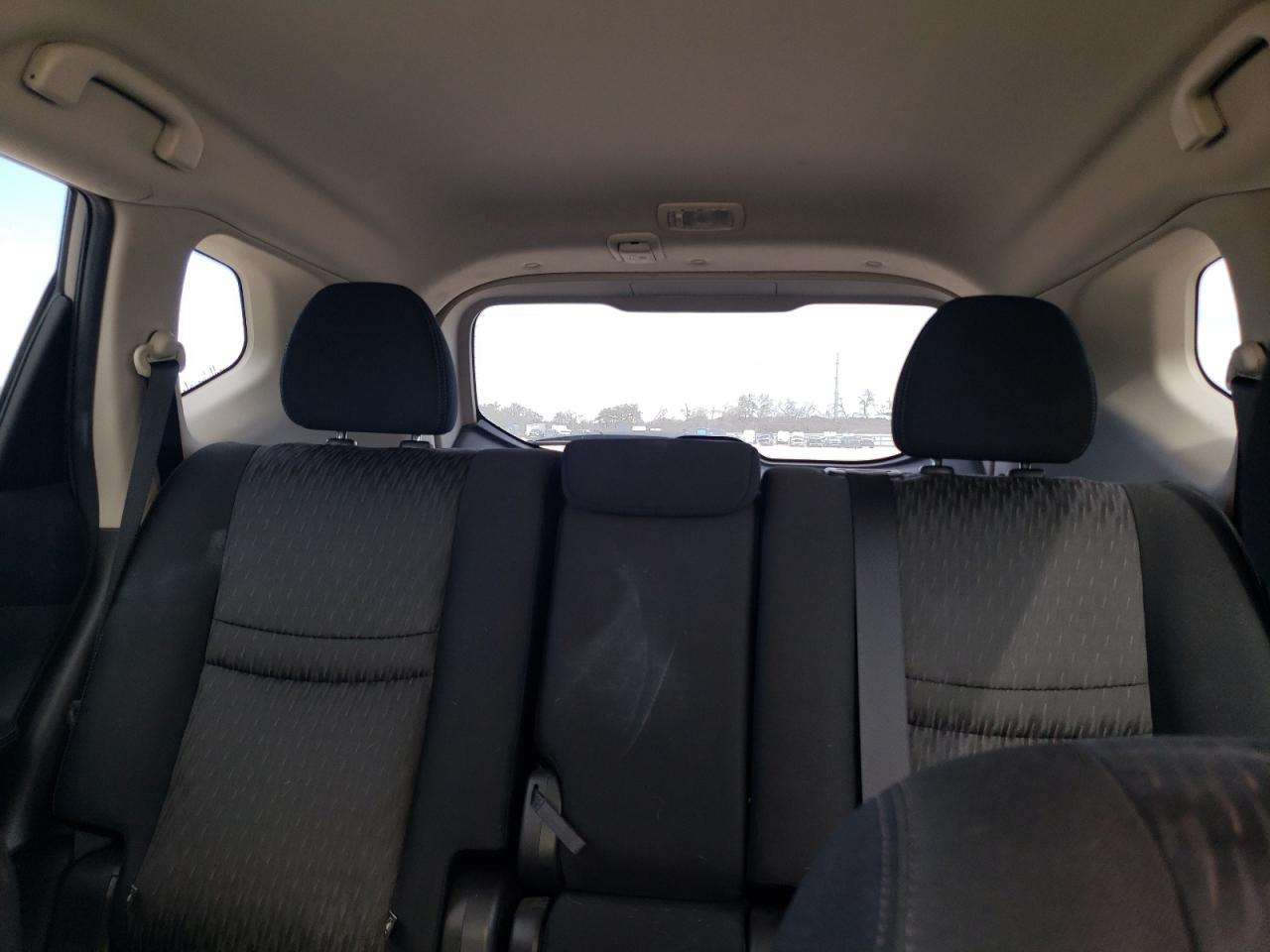 2020 Nissan Rogue - Image 10