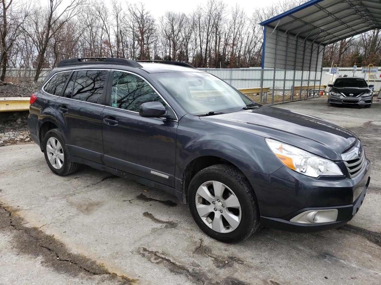 2011 Subaru Outback - Image 4