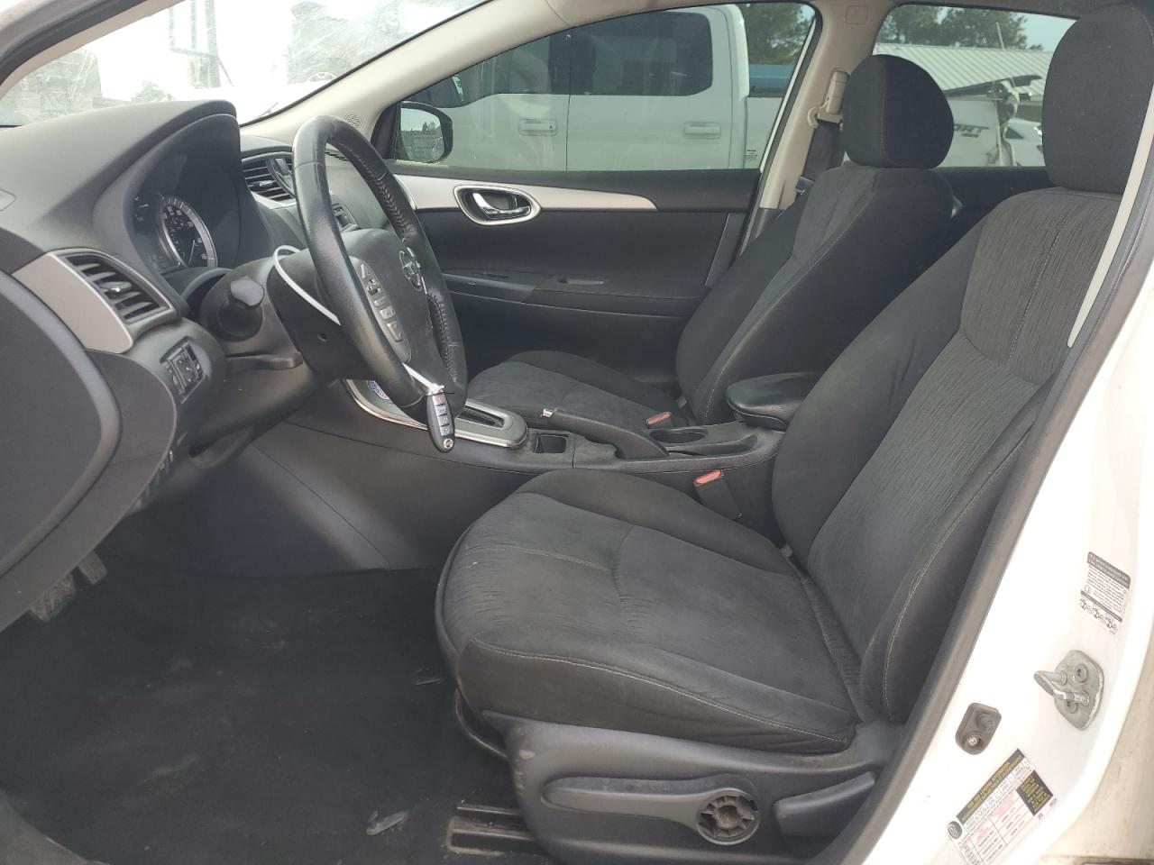 2014 Nissan Sentra - Image 7
