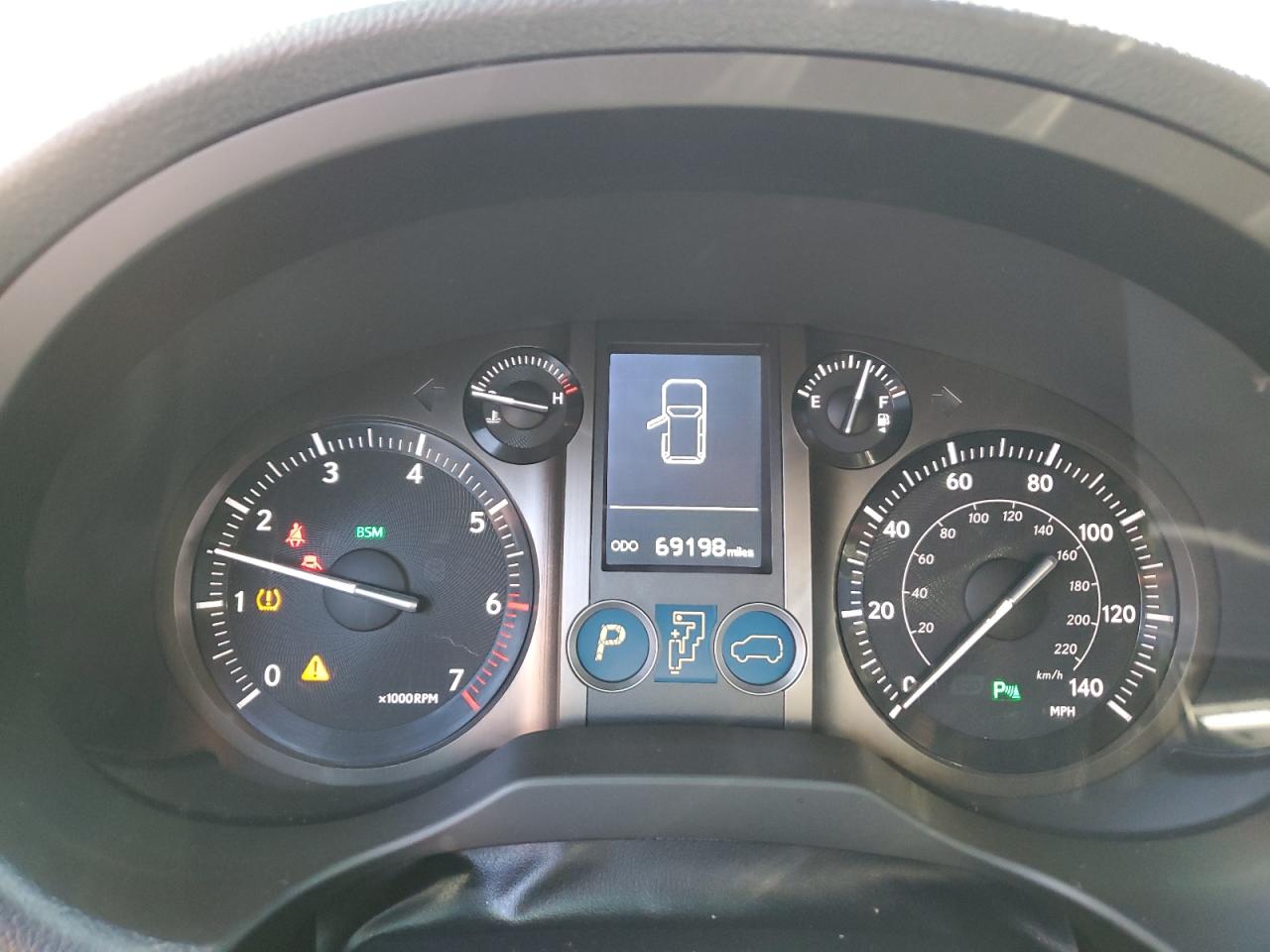 2019 Lexus GX - Image 9