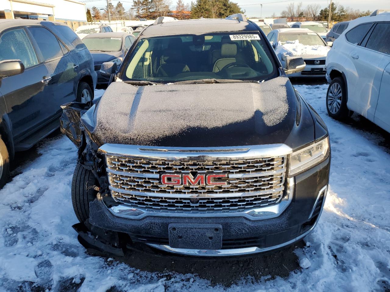 2022 GMC Acadia - Image 5