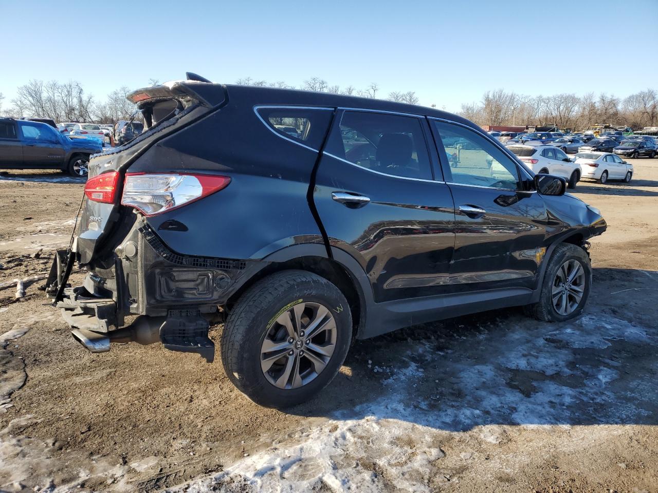 2015 Hyundai Santa Fe - Image 3
