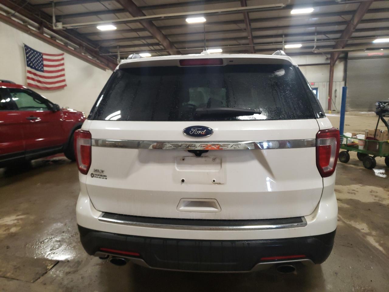 2018 Ford Explorer - Image 6