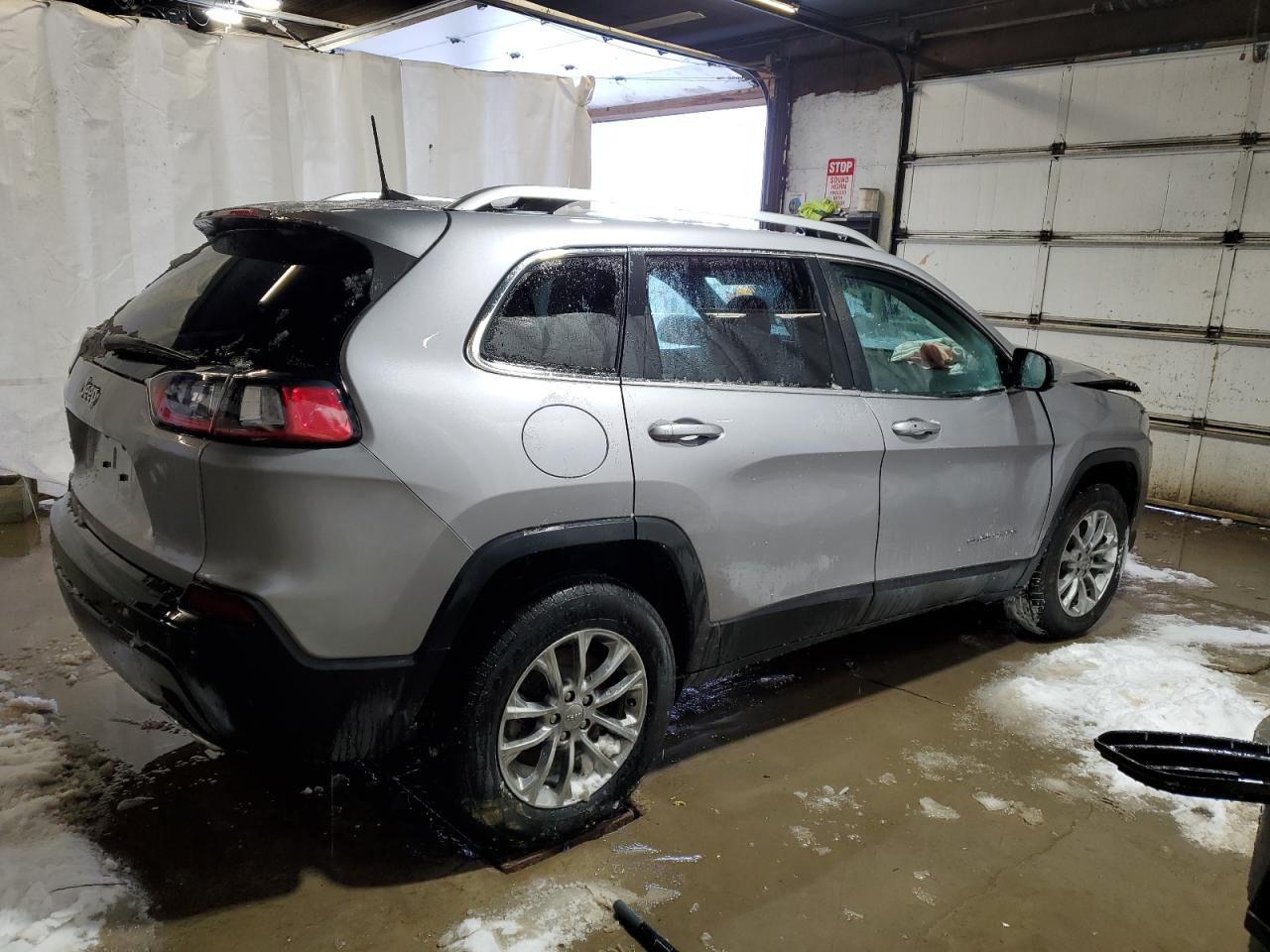 2020 Jeep Grand Cherokee - Image 3