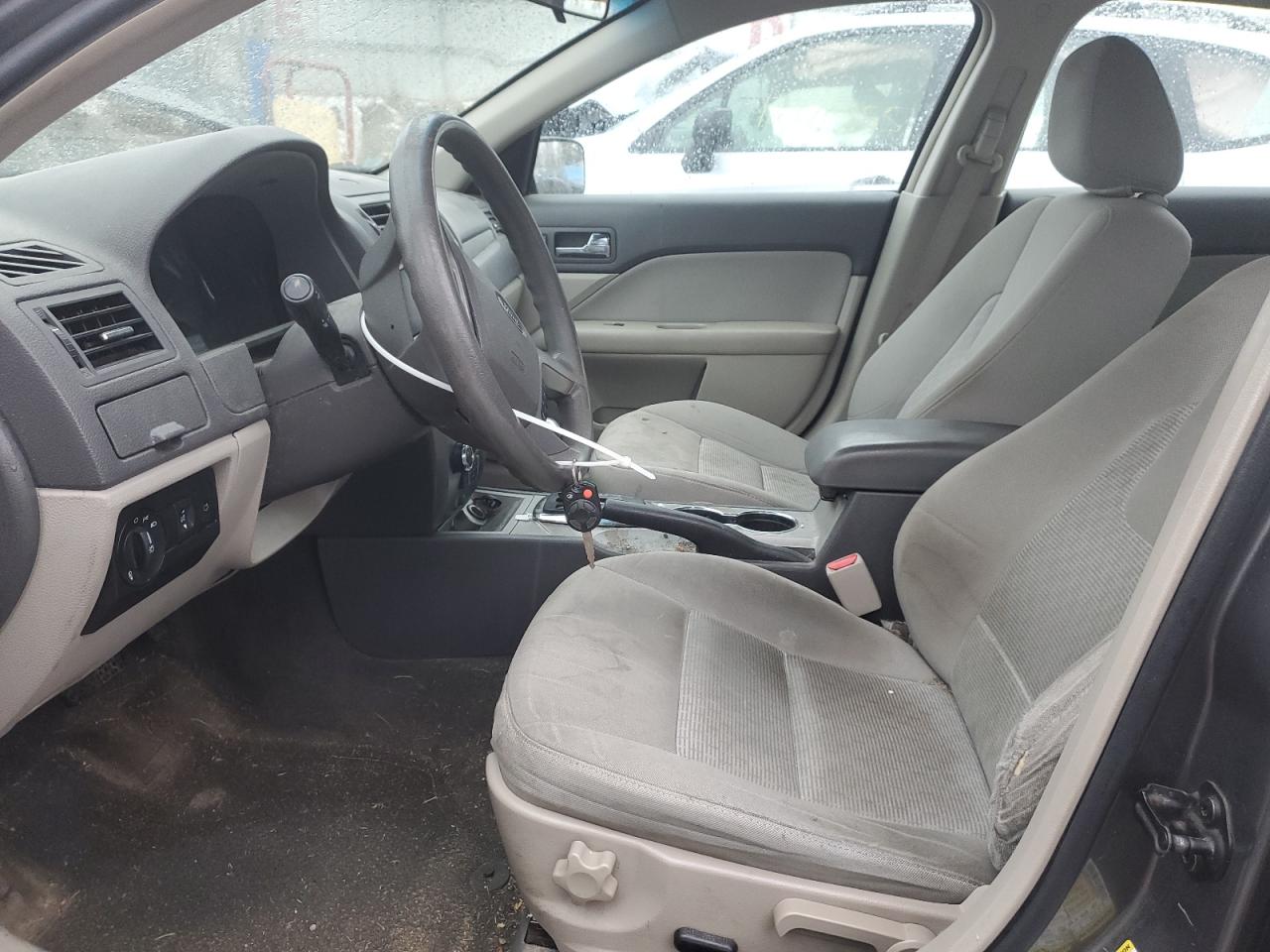 2010 Ford Fusion - Image 7