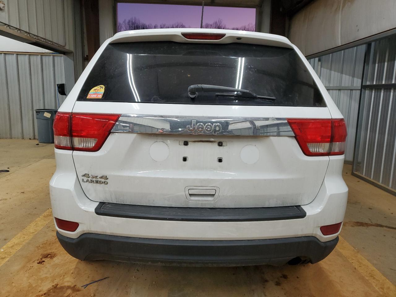 2013 Jeep Grand Cherokee - Image 6