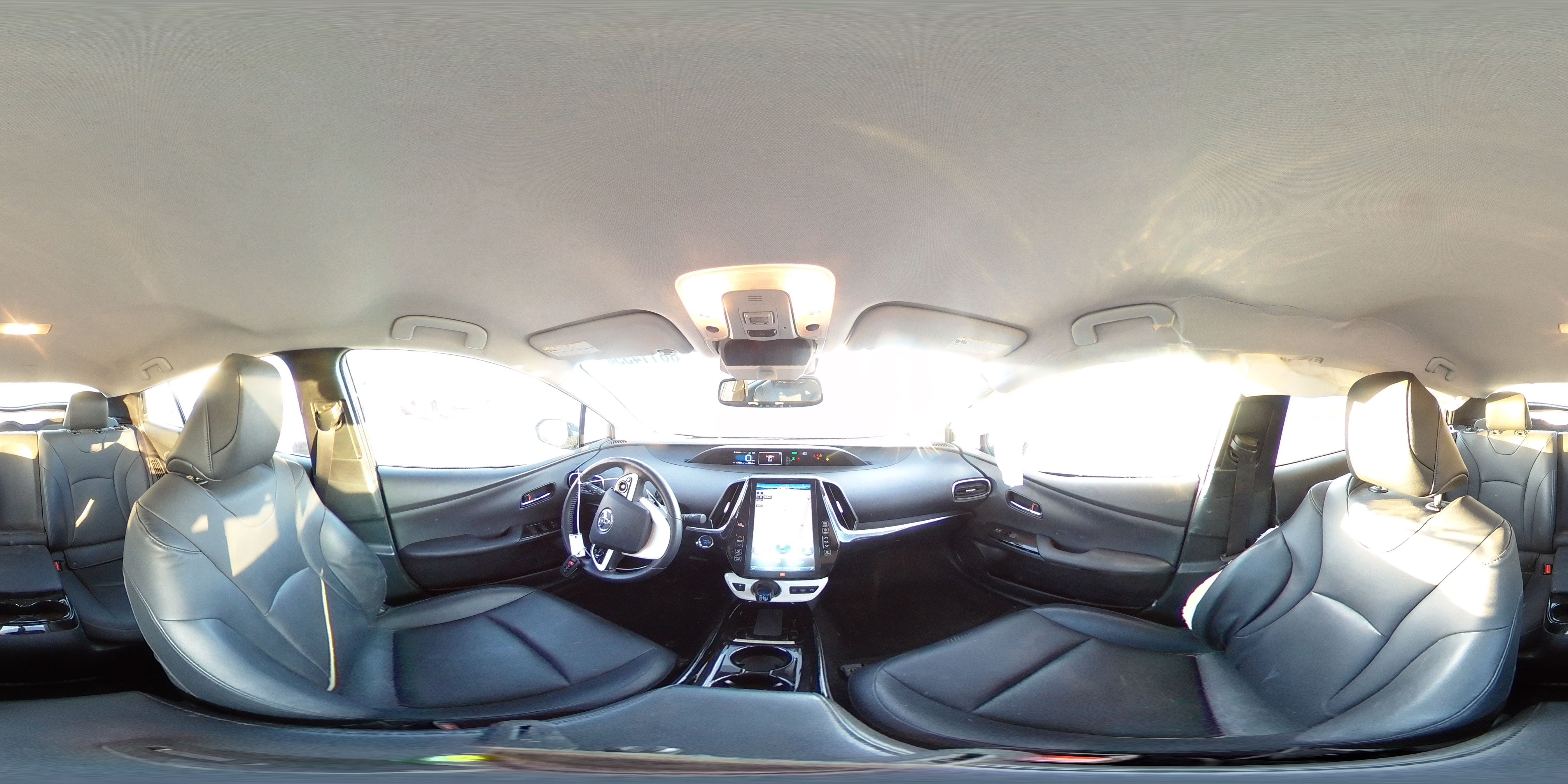 2019 Toyota Prius - Image 12