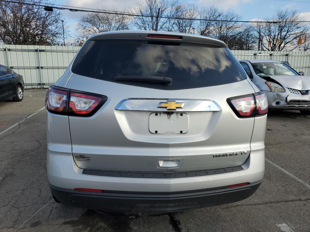 VIN 1GNKRFKDXFJ169793 2015 CHEVROLET TRAVERSE no.6