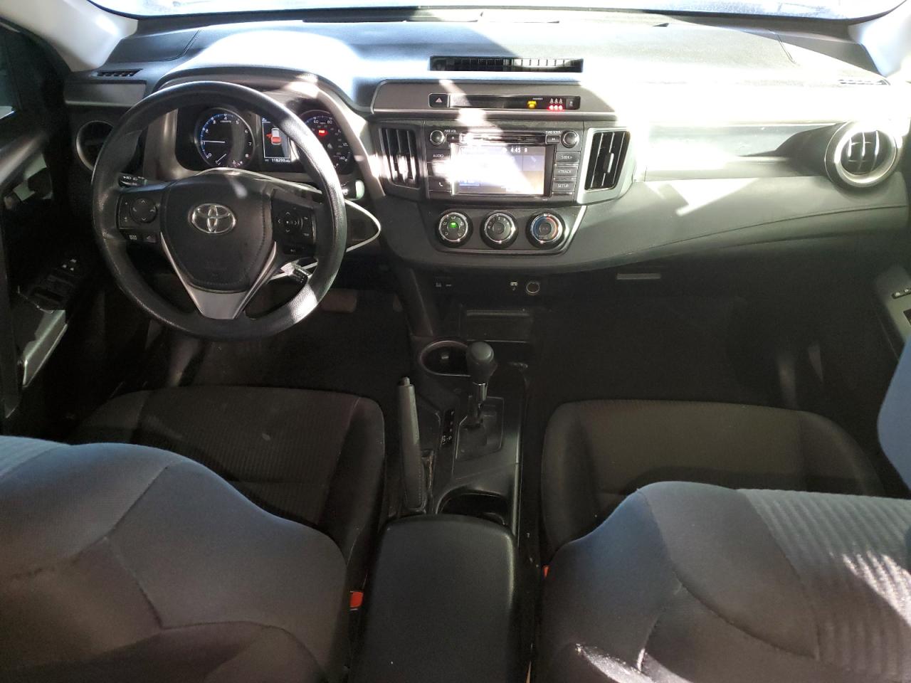 2017 Toyota RAV 4 - Image 8