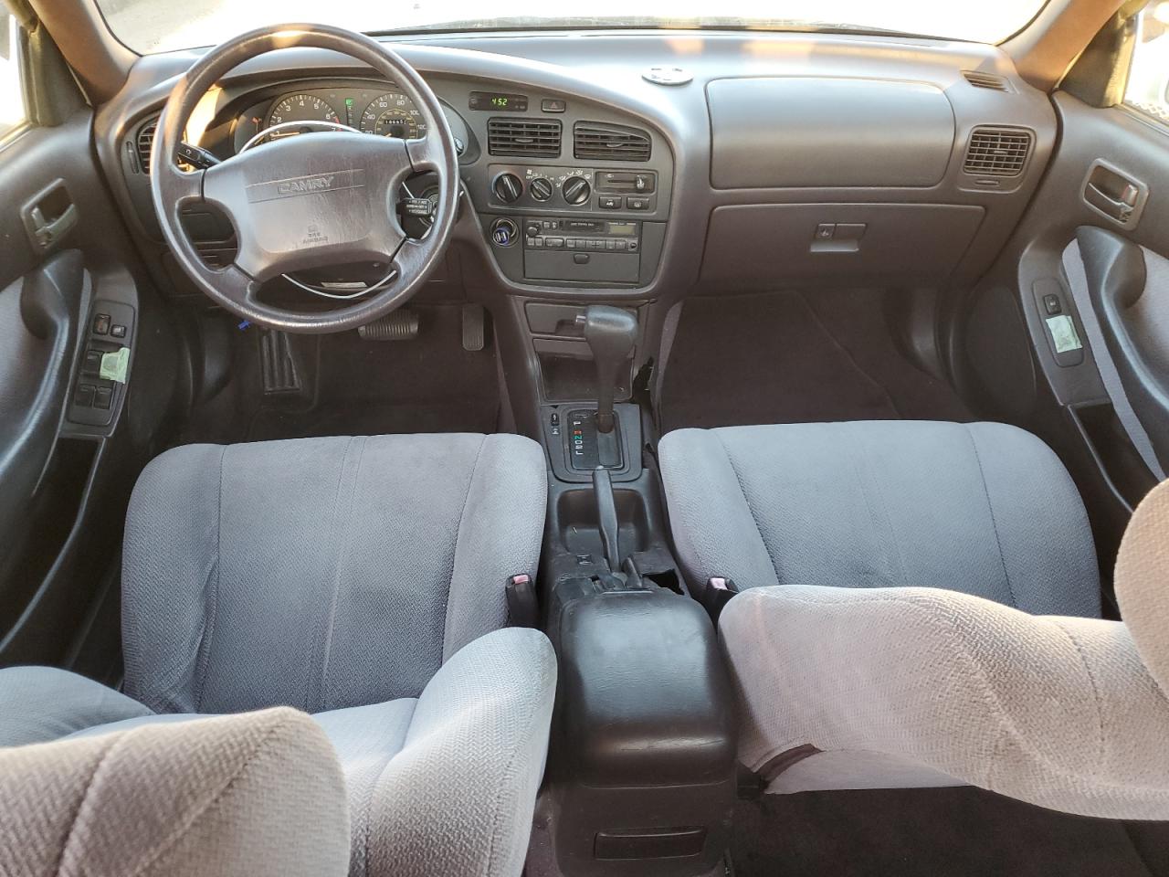 1996 Toyota Camry - Image 8