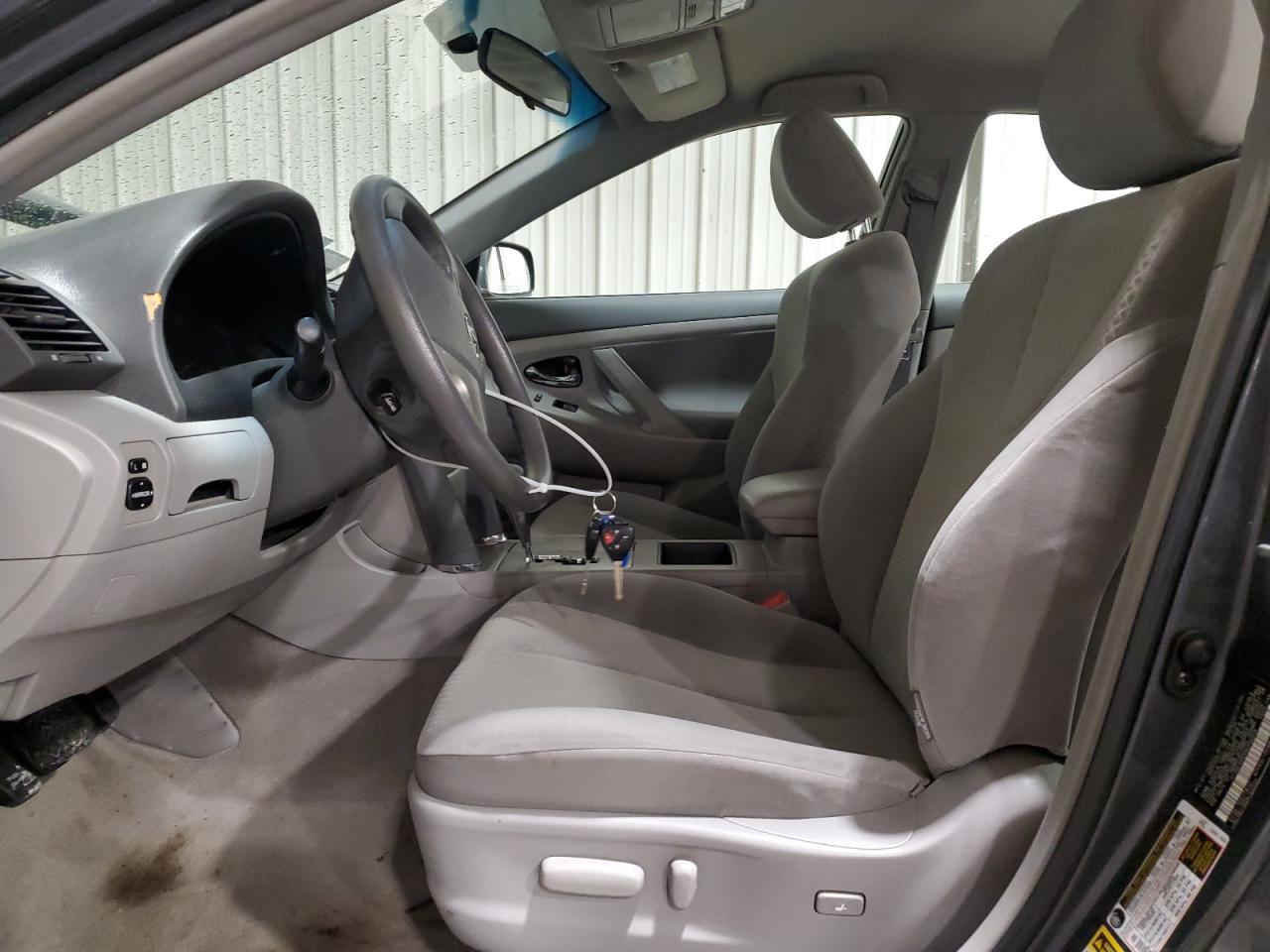 2009 Toyota Camry - Image 7