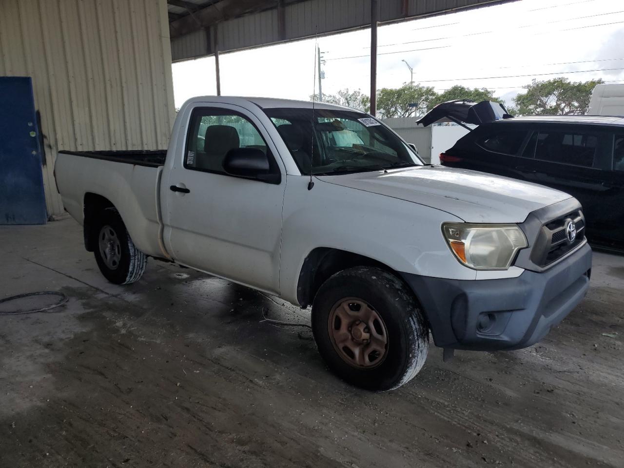 2013 Toyota Tacoma - Image 4