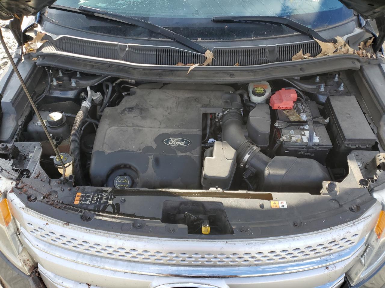 2015 Ford Explorer - Image 13