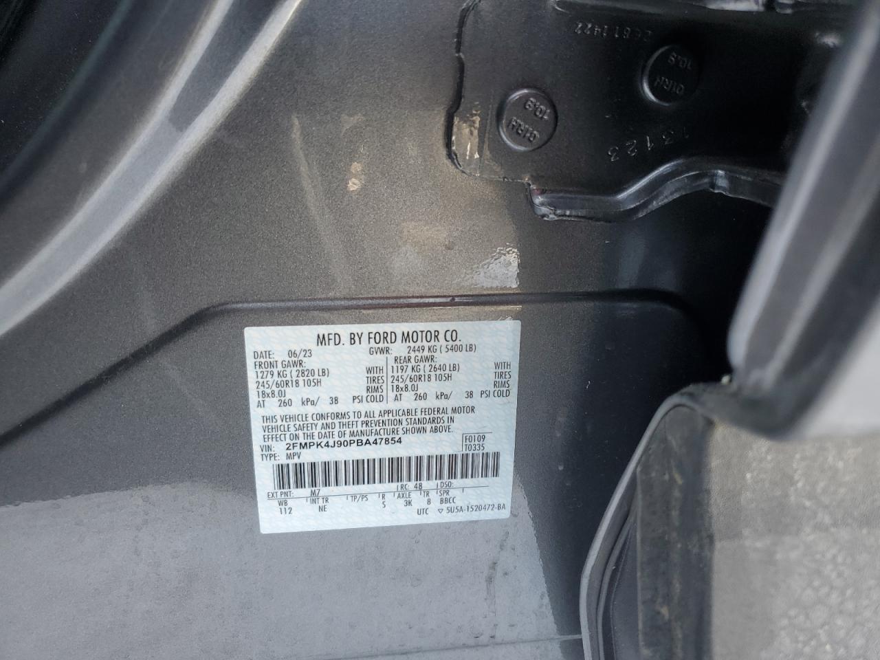 2023 Ford Edge - Image 13