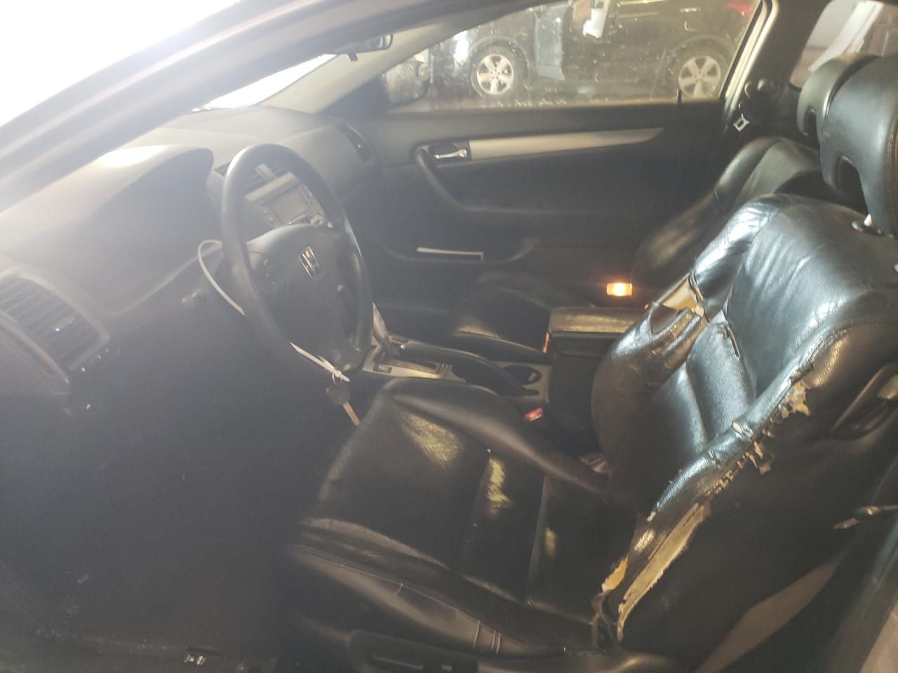 2005 Honda Accord - Image 7