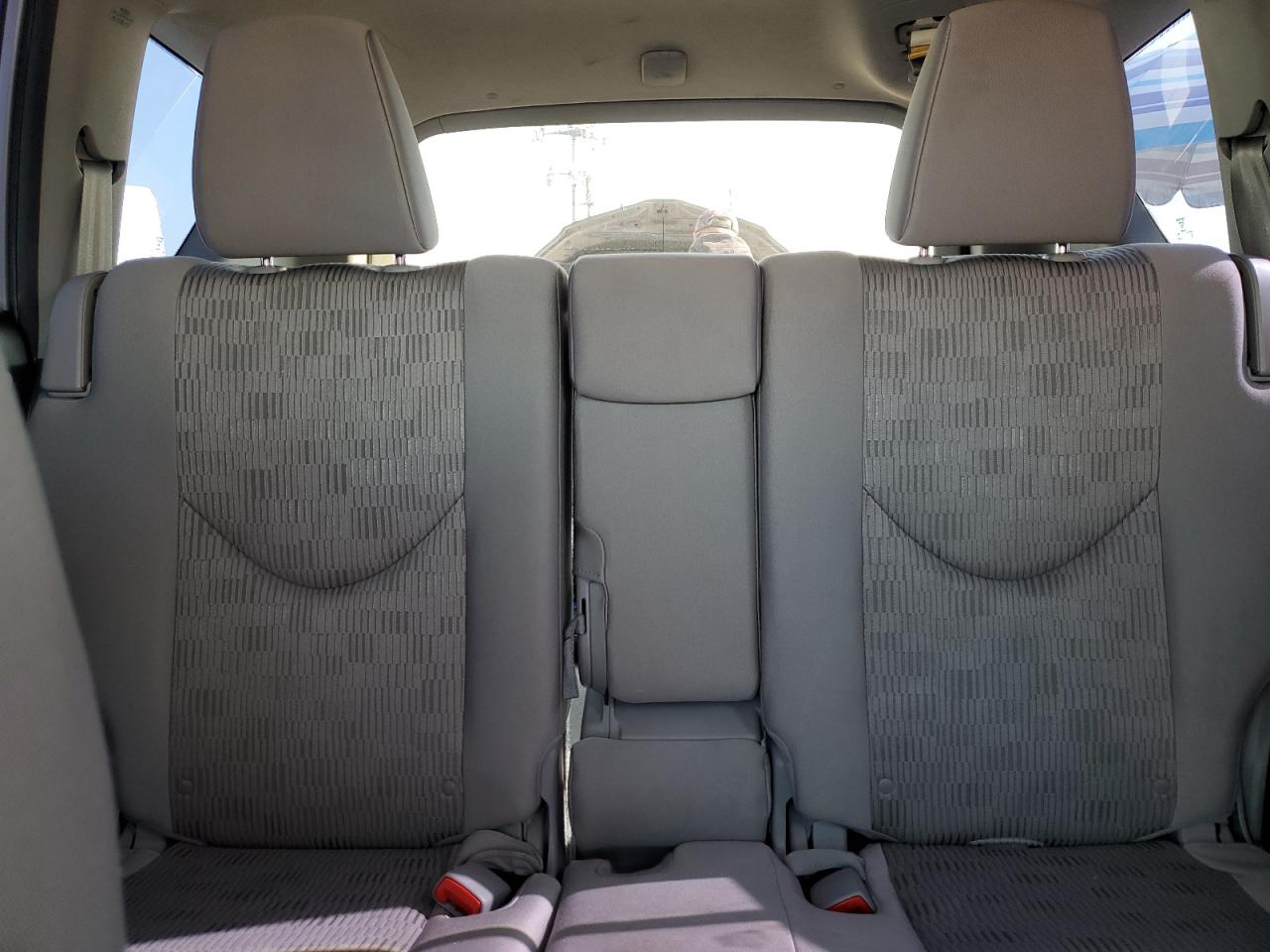 2012 Toyota RAV 4 - Image 10
