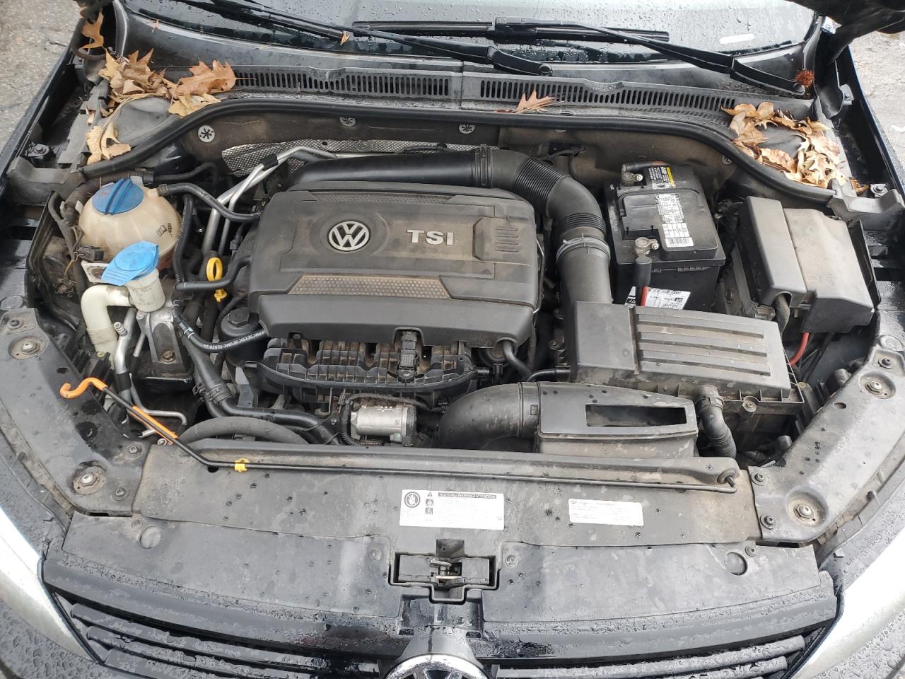 2014 Volkswagen Jetta - Image 11