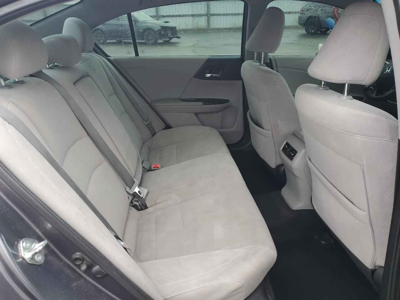 2015 Honda Accord - Image 11