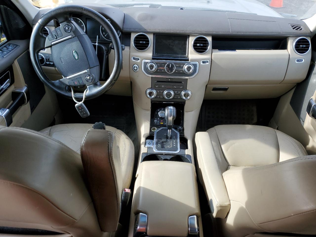 2011 Land Rover LR4 - Image 8
