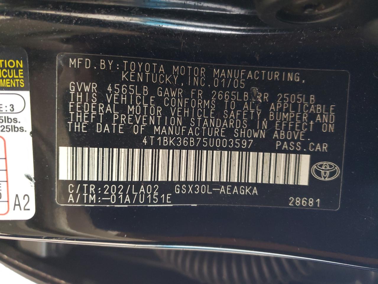 2005 Toyota Avalon - Image 14