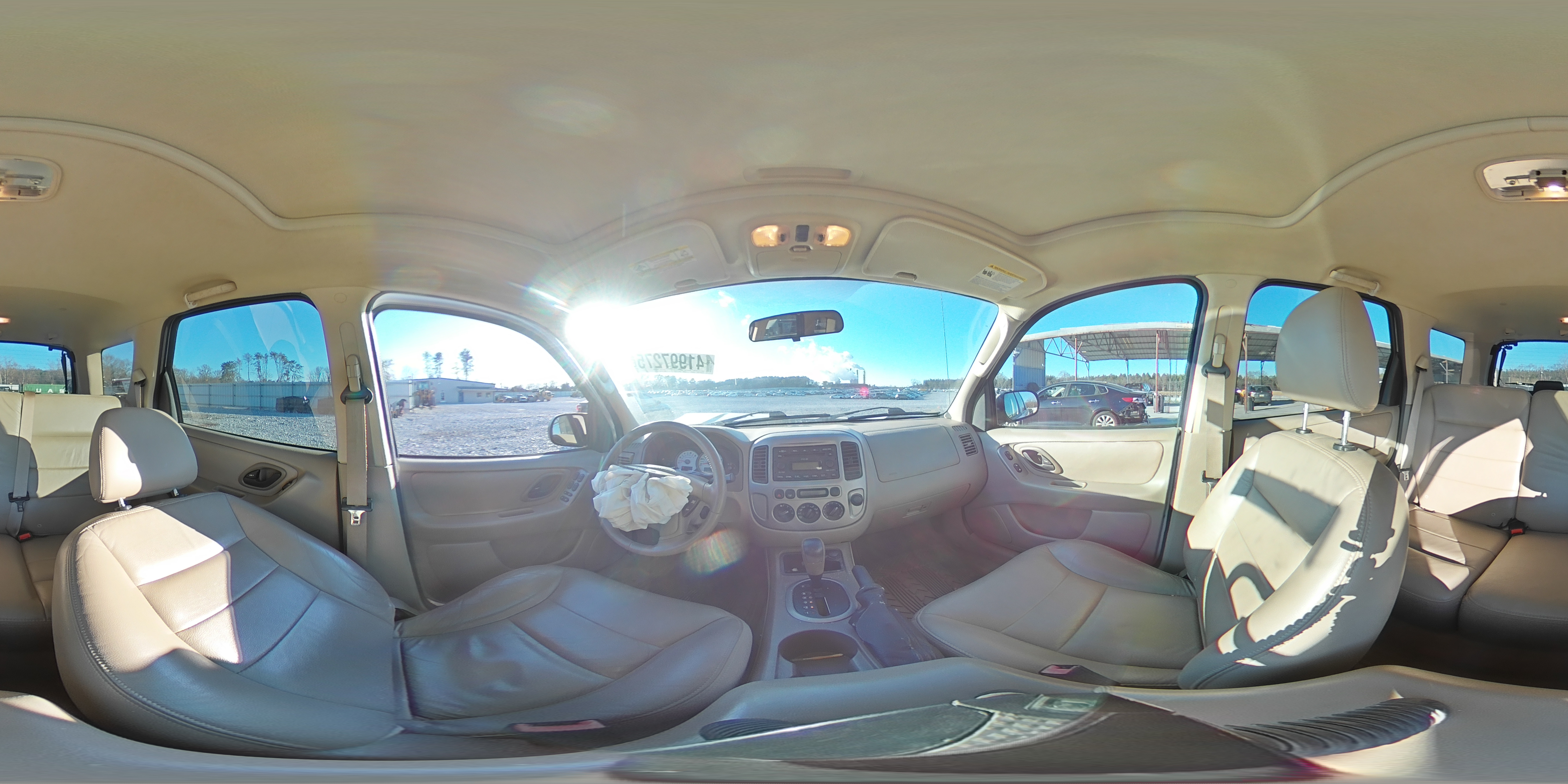 2005 Ford Escape - Image 13
