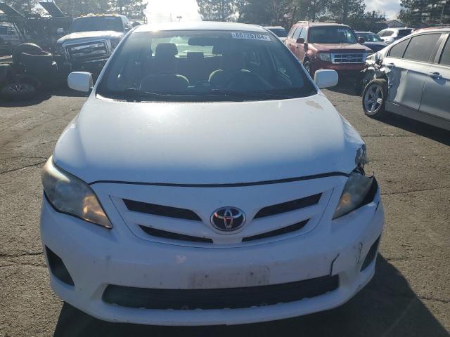 Sedans TOYOTA COROLLA 2012 White