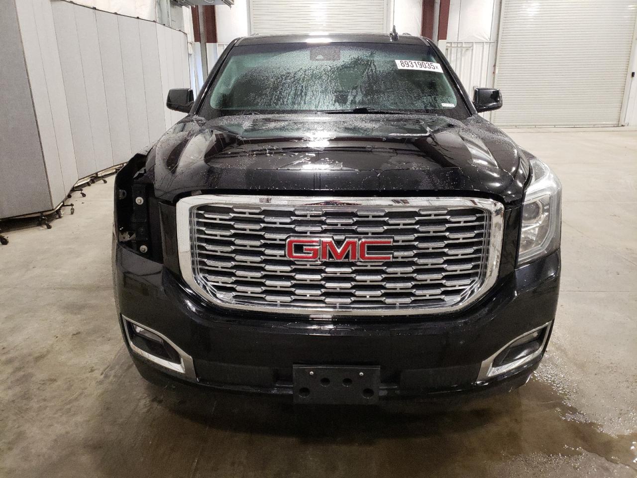 2018 GMC Yukon - Image 5