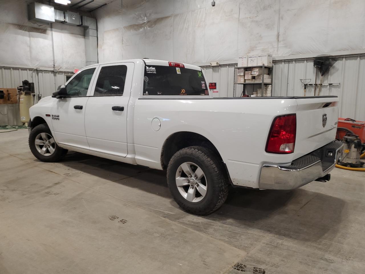 2017 RAM 1500 - Image 2