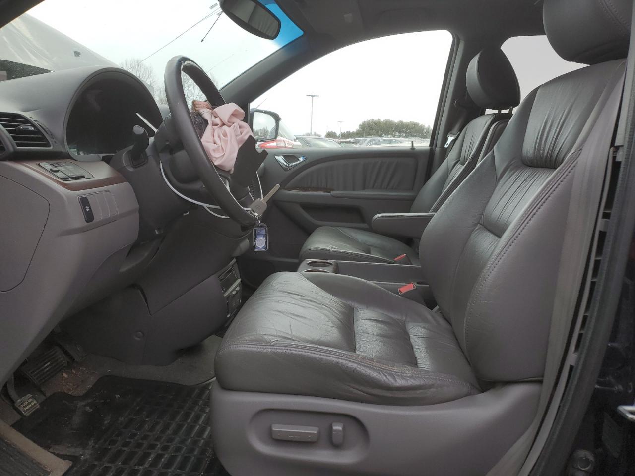 2008 Honda Odyssey - Image 7