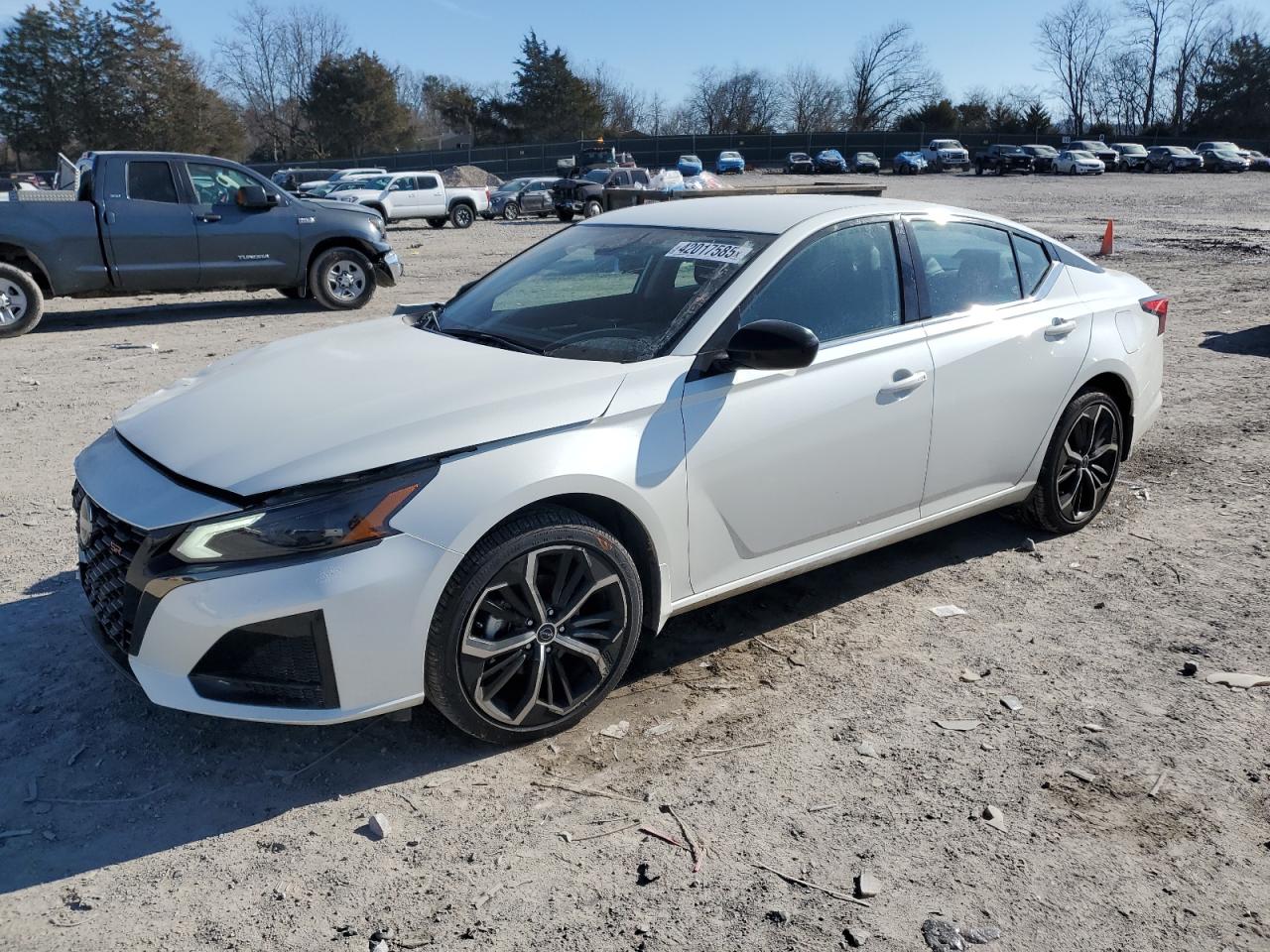 2024 Nissan Altima - Image 1