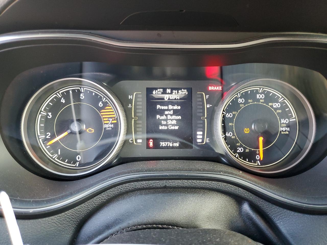 2019 Jeep Grand Cherokee - Image 9