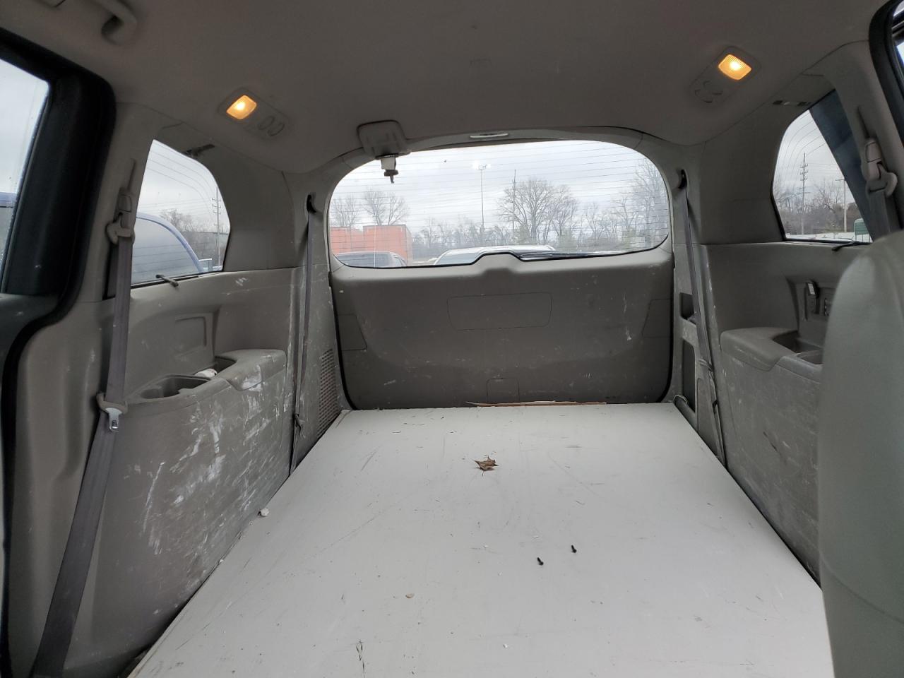 2012 Honda Odyssey - Image 10