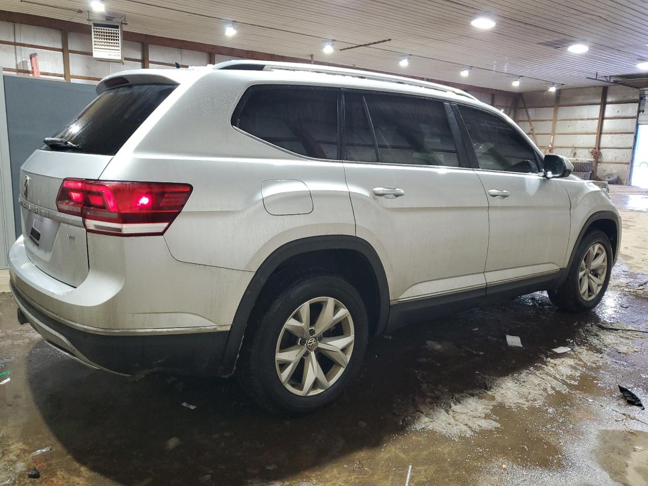 2018 Volkswagen Atlas - Image 3