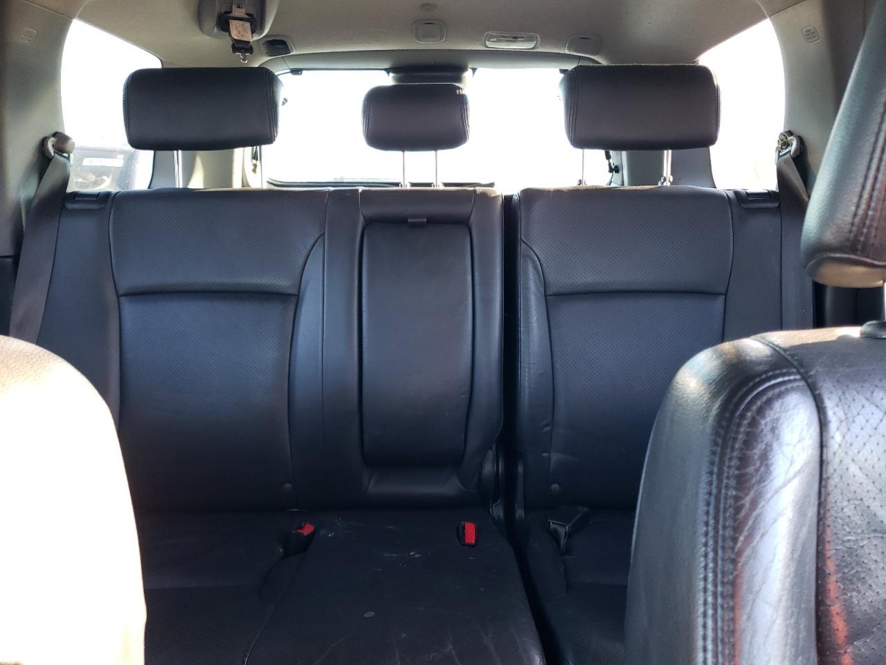 2005 Honda CR-V - Image 10
