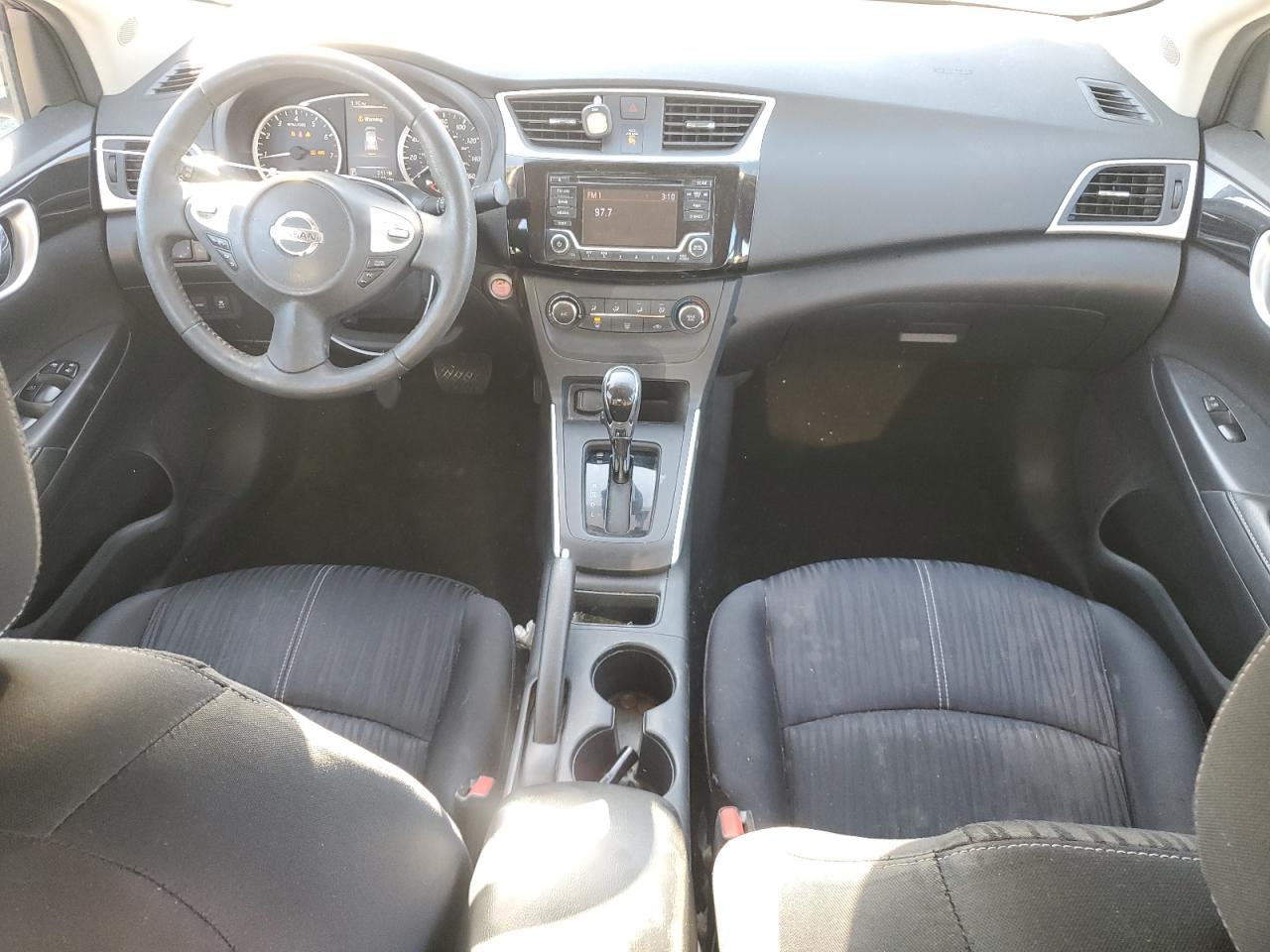 2016 Nissan Sentra - Image 8