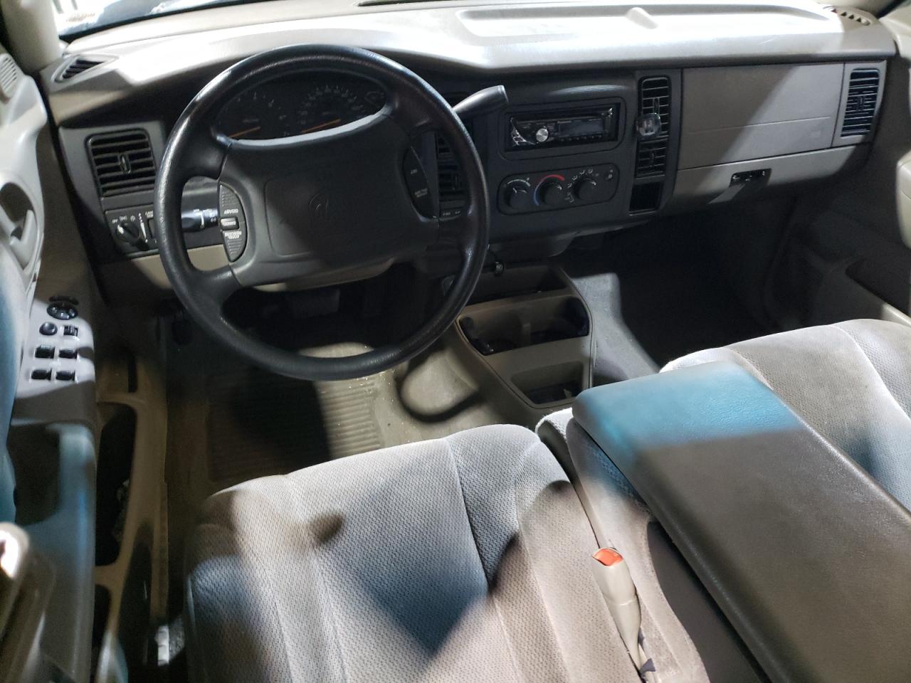 2001 Dodge Dakota - Image 8