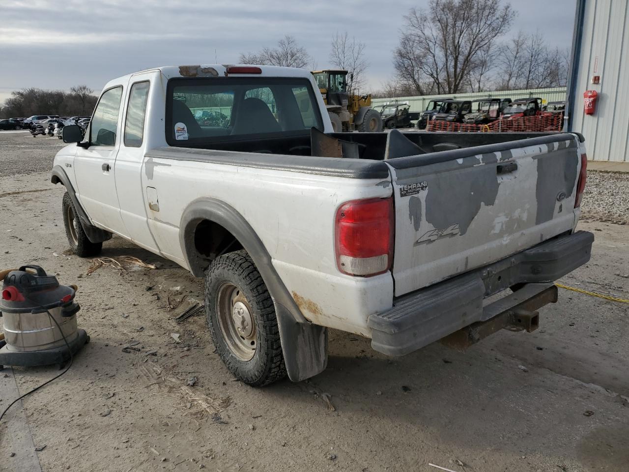 2000 Ford Ranger - Image 2
