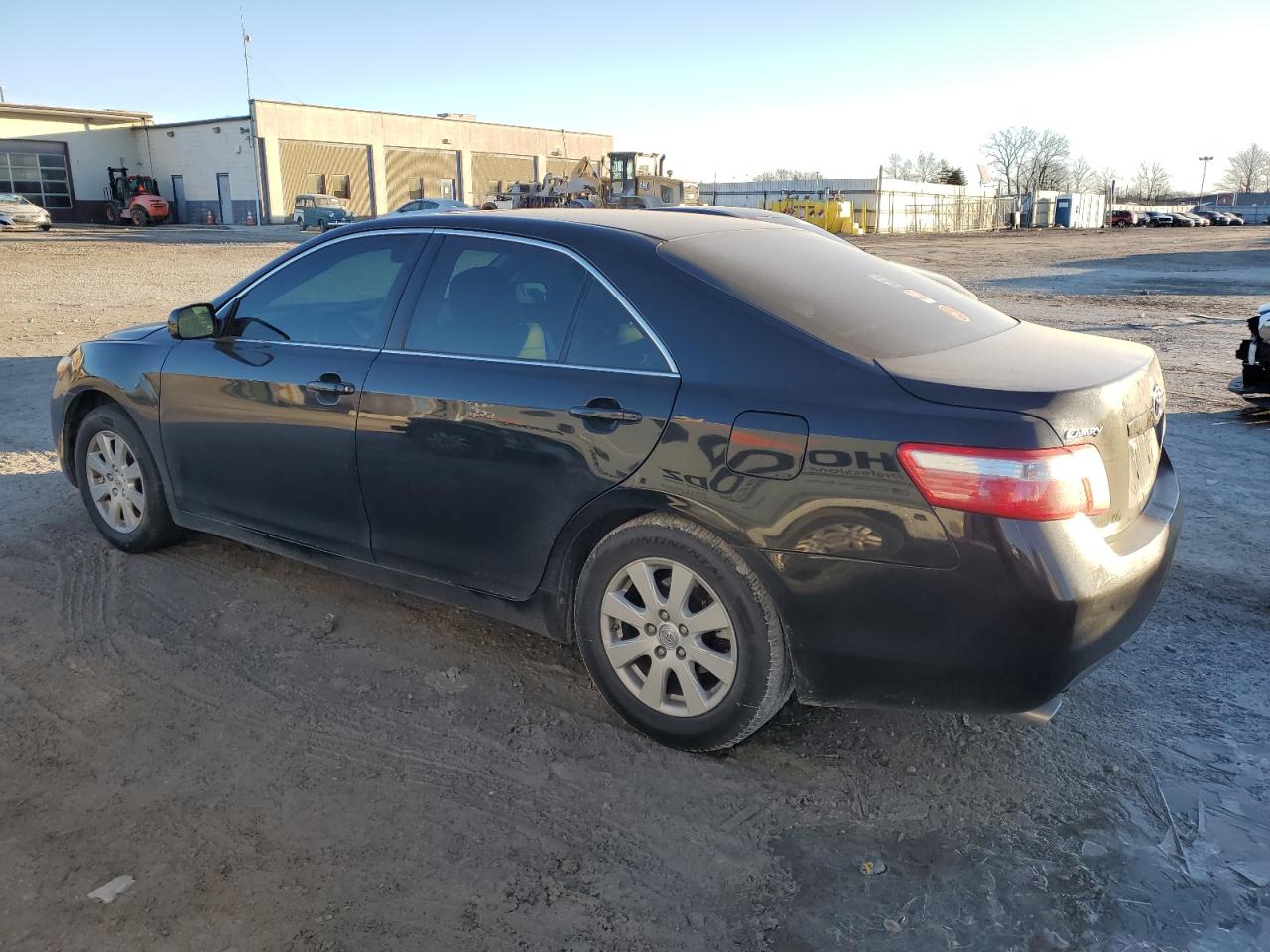 2009 Toyota Camry - Image 2