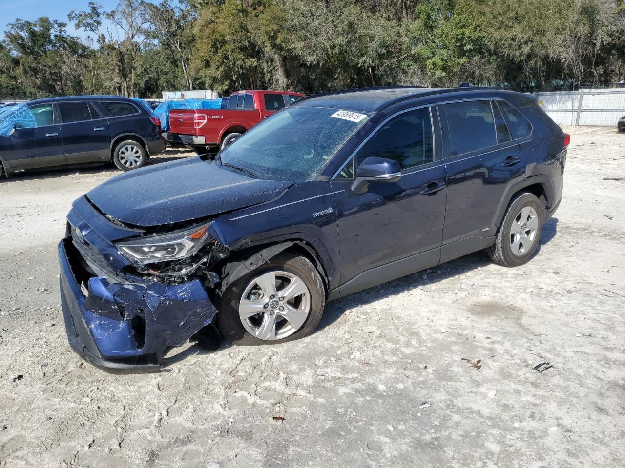 2019 Toyota RAV 4 - Image 1