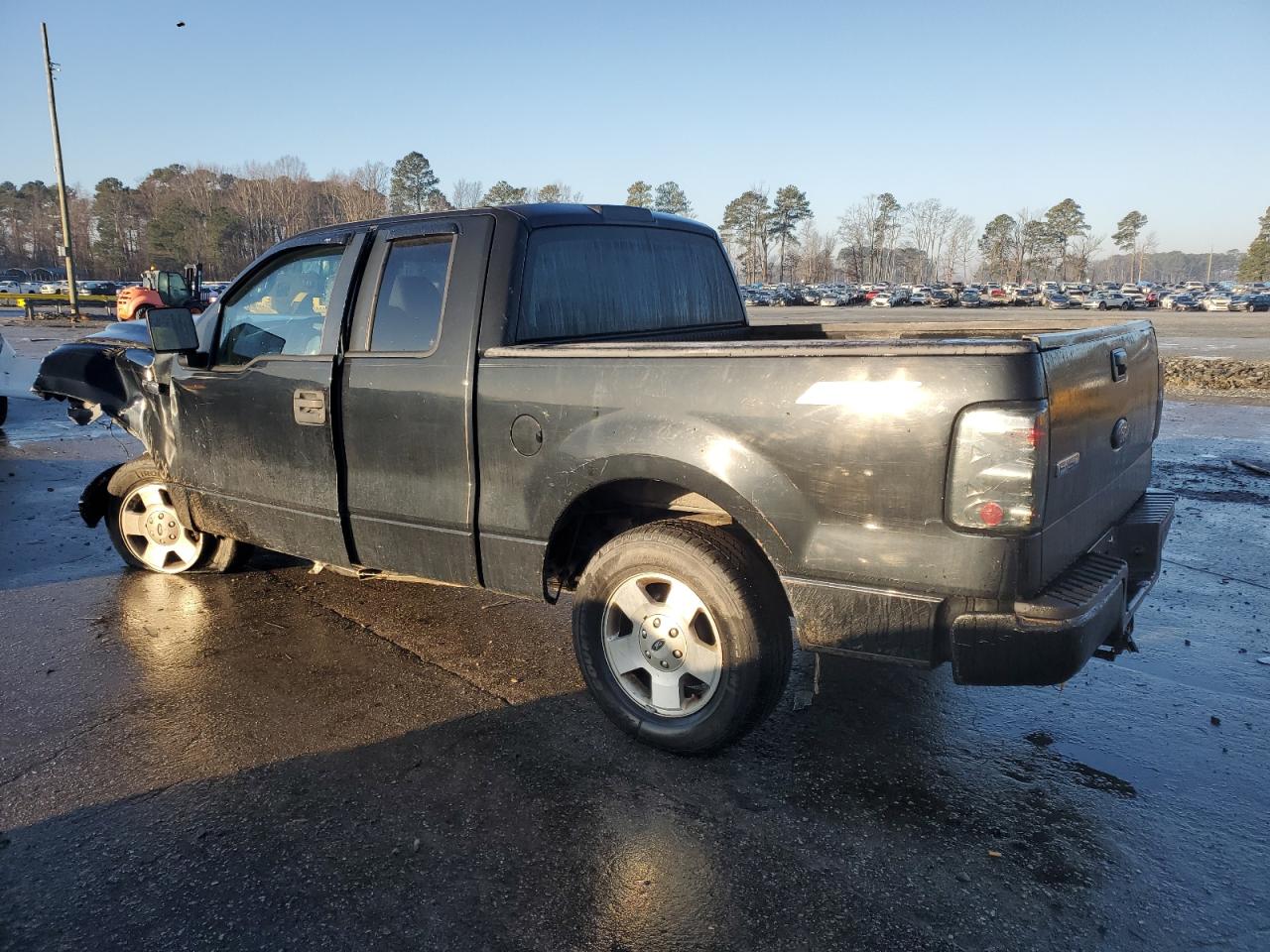 2006 Ford F-150 - Image 2