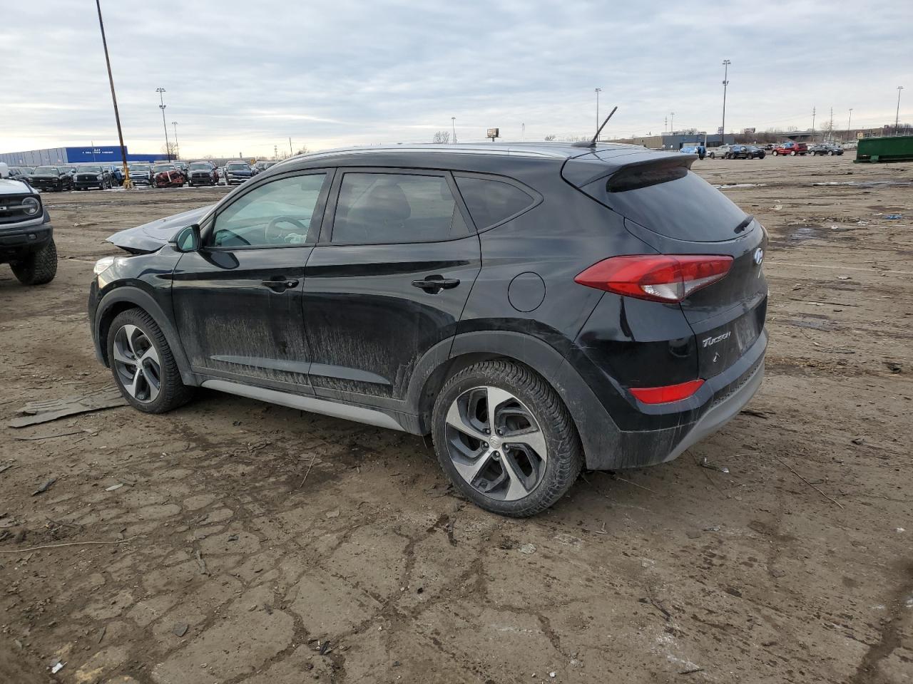 2017 Hyundai Tucson - Image 2