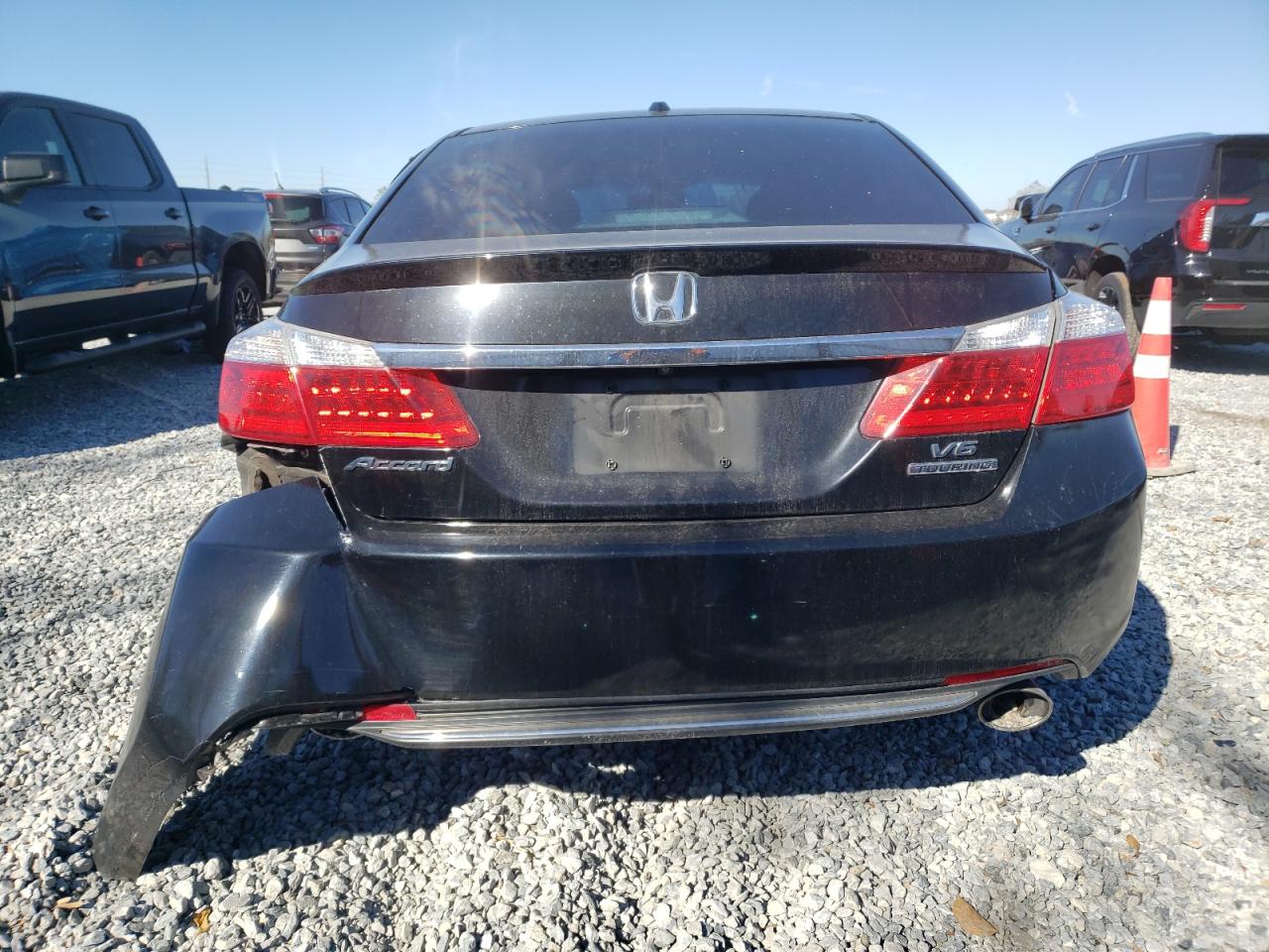 VIN 1HGCR3F96EA028558 2014 HONDA ACCORD no.6