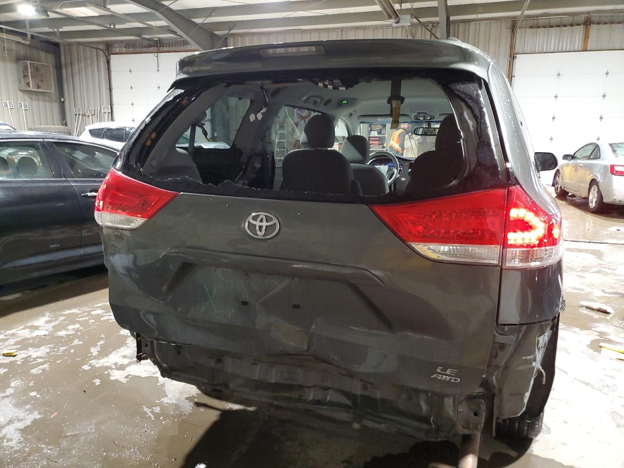 VIN 5TDJK3DC1ES076383 2014 TOYOTA All Models no.6