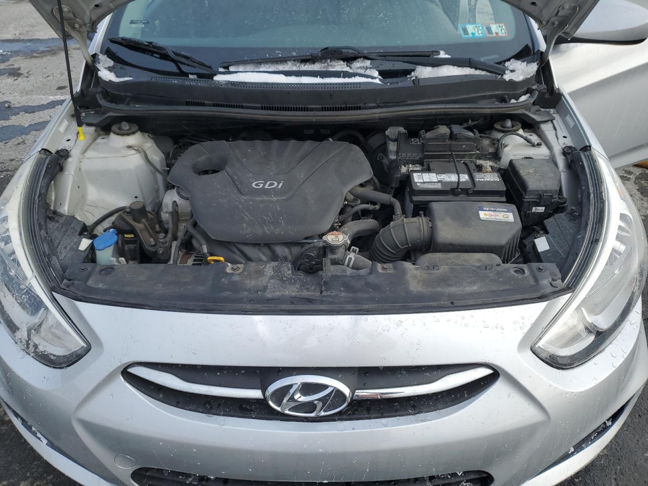 2016 Hyundai Accent - Image 11