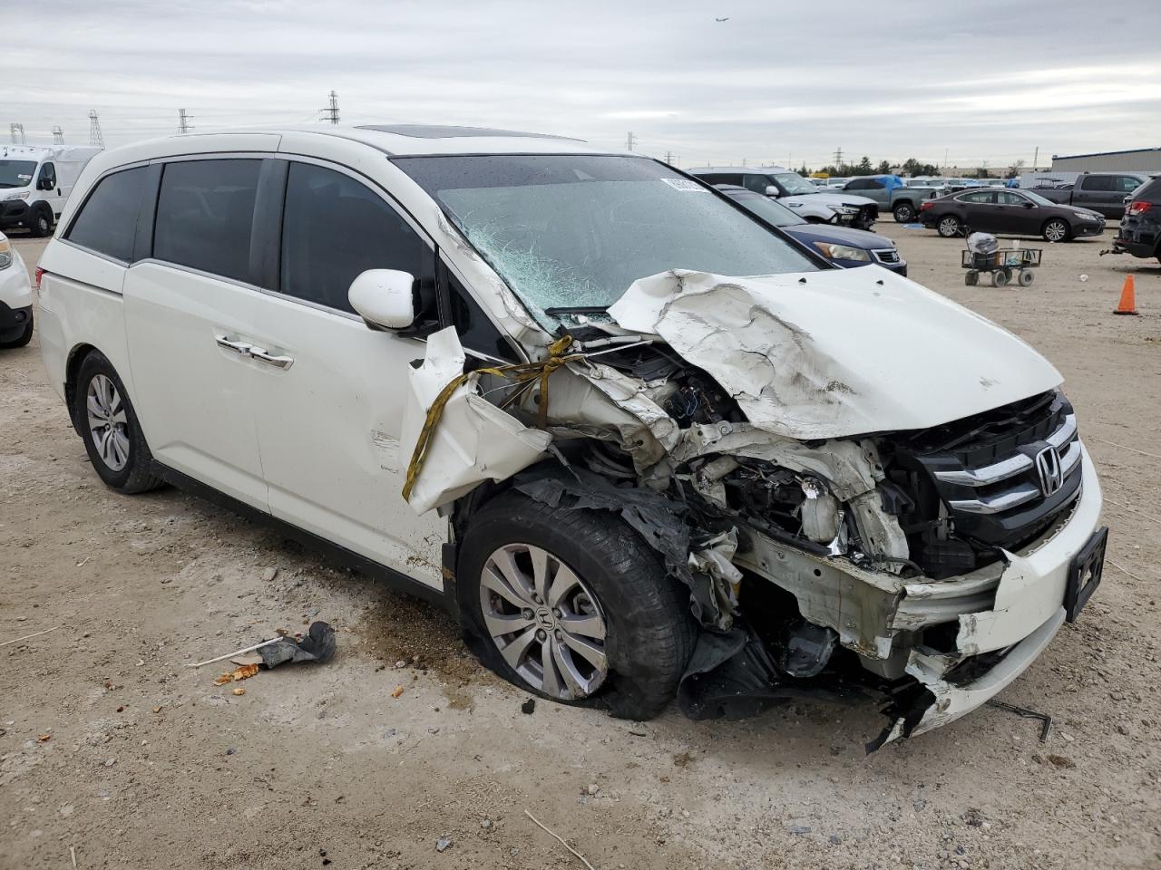 2016 Honda Odyssey - Image 4
