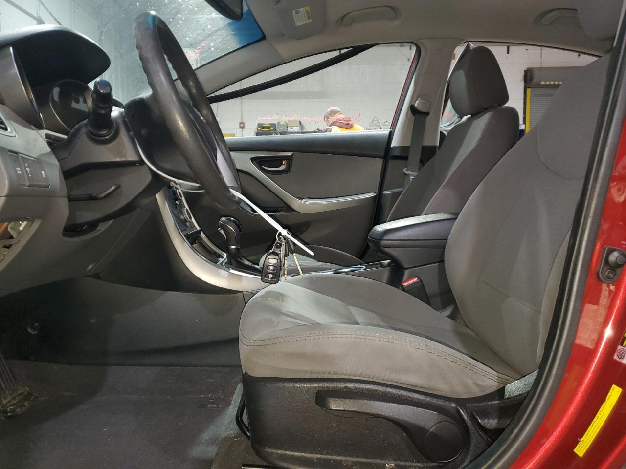 2016 Hyundai Elantra - Image 7