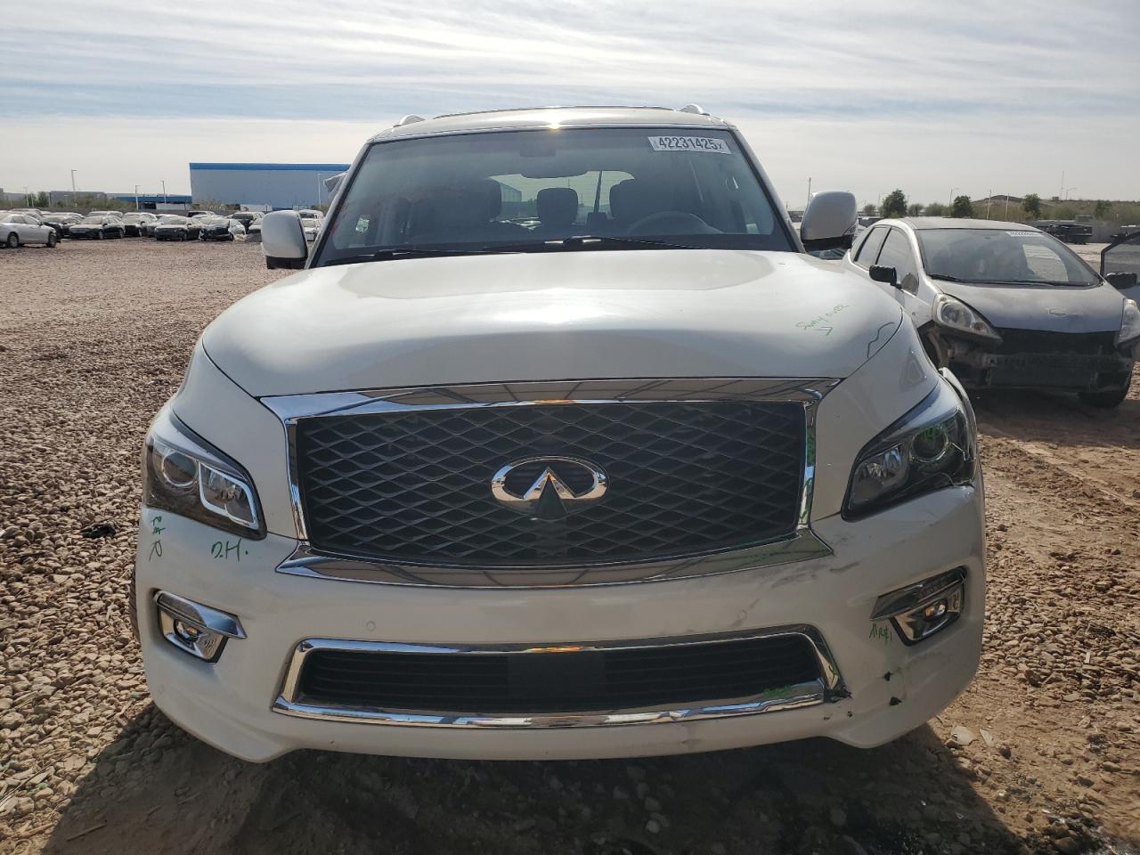 2016 Infiniti QX80 - Image 5